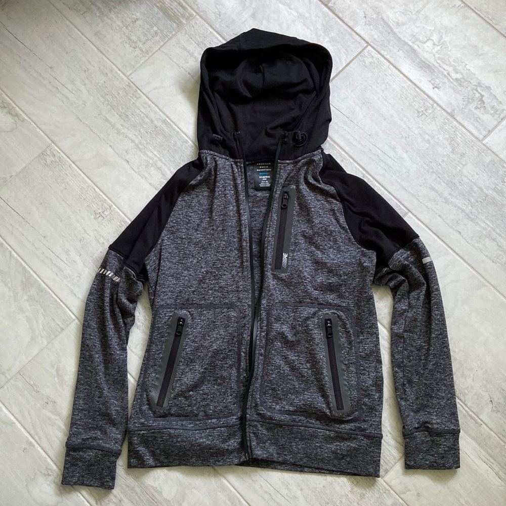 American Eagle Outfitters black and gray windbreaker
